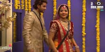 'Jai Shree Ram': Monalisa Antara & husband Vikrant Singh Rajpoot's film post MARRIAGE; SHOOT PICS!
