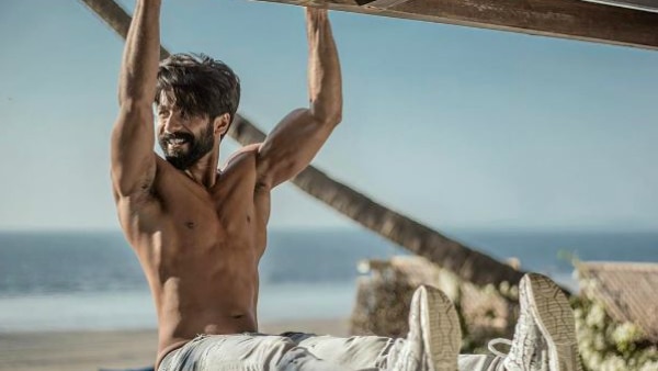 Gaining muscle, not fat for role in Padmavati: Shahid Kapoor Gaining muscle, not fat for role in Padmavati: Shahid Kapoor