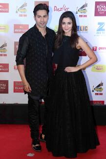 PHOTOS: Mirchi Music Awards 2017- Alia Bhatt, Shilpa Shetty, Urvashi Rautela & other Bollywood ladies DAZZLE on the RED CARPET!