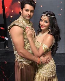 'Nach Baliye 8' couple Monalisa & Vikrant's HOT & SIZZLING HONEYMOON PICS from Goa!