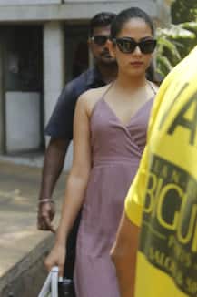 OUCH! Shahid Kapoor's wife Mira Rajput parks her car in 'No Parking' zone, what happened next will leave you AMAZED!