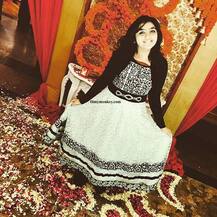 PICS: 12 yr old Akshita Rajpal from 'Phillauri' flies alone to attend Justin Bieber concert from Delhi