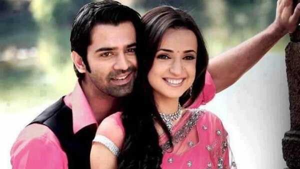 Iss Pyaar Ko Kya Naam Doon 3: Sanaya Irani BACK opposite Barun Sobti in the show? Iss Pyaar Ko Kya Naam Doon 3: Sanaya Irani BACK opposite Barun Sobti in the show?