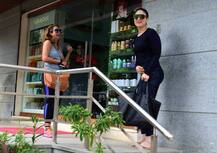 SEE PICS: Kareena Kapoor Khan looks STUNNING in her all black attire as she was SNAPPED outside a salon with BFF Amrita Arora!