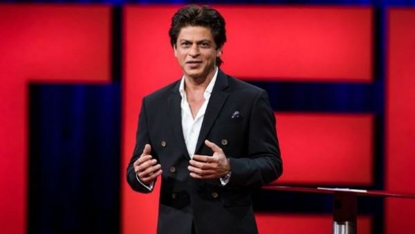 Shah Rukh Khan thanks fans on clocking 25 years in Bollywood! Shah Rukh Khan thanks fans on clocking 25 years in Bollywood!