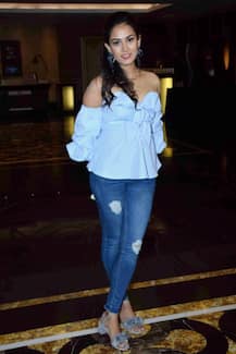PICS: Bhabhi Mira Rajput Pooja Makhija book launch event with devar Ishaan Khattar & KJo!
