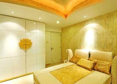 Mr. and Mrs Dahiya who shifted to their new 3bhk posh flat in Mumbai, seem to be loving every bit of it. It is said that Divyanka personally has taken a keen interest in designing her new love abode!