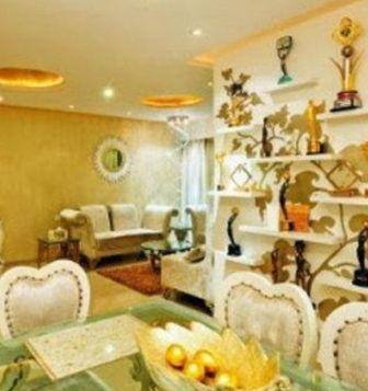 Mr. and Mrs Dahiya who shifted to their new 3bhk posh flat in Mumbai, seem to be loving every bit of it. It is said that Divyanka personally has taken a keen interest in designing her new love abode!