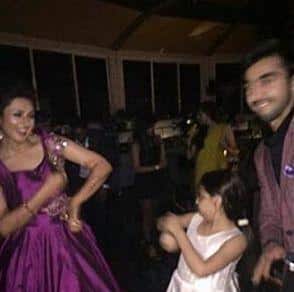 Divyanka Tripathi aka Ishi Ma dances with baby Ruhi. Ruhanika Dhawan played the role of Divyanka's daughter in the serial Yeh Hai Mohabbatein