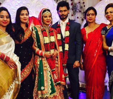 Former Bigg Boss contestant and Bhojpuri actress Sambhavna Seth got married to her boyfriend Avinash Dwivedi