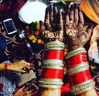 Former Bigg Boss contestant and Bhojpuri actress Sambhavna Seth got married to her boyfriend Avinash Dwivedi