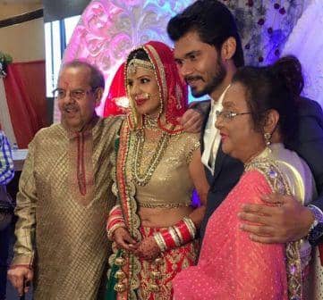 Former Bigg Boss contestant and Bhojpuri actress Sambhavna Seth got married to her boyfriend Avinash Dwivedi