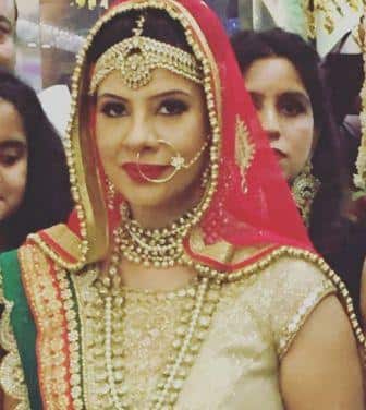 Former Bigg Boss contestant and Bhojpuri actress Sambhavna Seth got married to her boyfriend Avinash Dwivedi