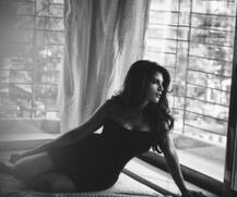 UNSEEN PICS: Richa Chadda's Latest STUNNING Photo shoot will blow your mind!