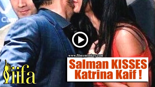 IIFA 2017: WATCH! Salman Khan surprises Katrina Kaif with a Birthday Kiss & sings for her on stage! IIFA 2017: WATCH! Salman Khan surprises Katrina Kaif with a Birthday Kiss & sings for her on stage!