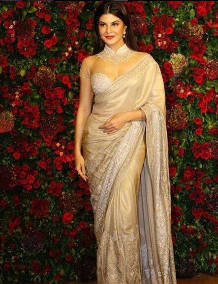 Jacqueline Fernandez looked every bit of regal in her saree. The Si Lankan beauty took away the hearts of several men. (All PICS credit- Manav Manglani)