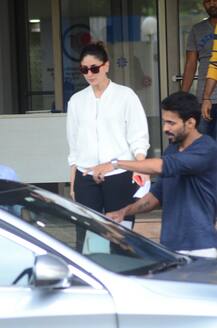 PICS: Wife Kareena Kapoor Khan visits Saif Ali Khan who underwent thumb surgery