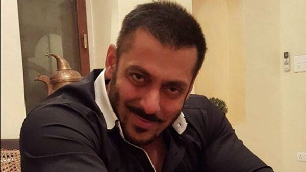 Salman Khan Hit-&-run case: SC admits appeal against actor’s acquittal! Salman Khan Hit-&-run case: SC admits appeal against actor’s acquittal!