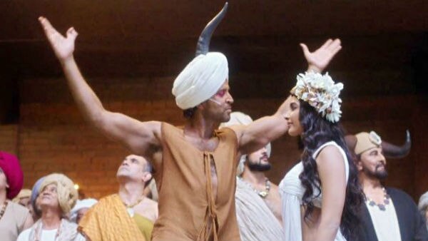 CHECK OUT: Hrithik Roshan says something SPECIAL about his ‘Mohenjo Daro’co-star Pooja Hegde! CHECK OUT: Hrithik Roshan says something SPECIAL about his ‘Mohenjo Daro’co-star Pooja Hegde!