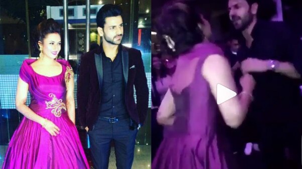 WOW! Watch Divyanka Tripathi DANCING with Hubby Vivek at their Wedding Reception in Mumbai! WOW! Watch Divyanka Tripathi DANCING with Hubby Vivek at their Wedding Reception in Mumbai!