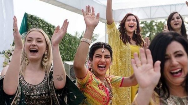 Priyanka-Nick Wedding: Parineeti shares what Nick Jiju promised the bridesmaids at mehendi ceremony! Priyanka-Nick Wedding: Parineeti shares what Nick Jiju promised the bridesmaids at mehendi ceremony!