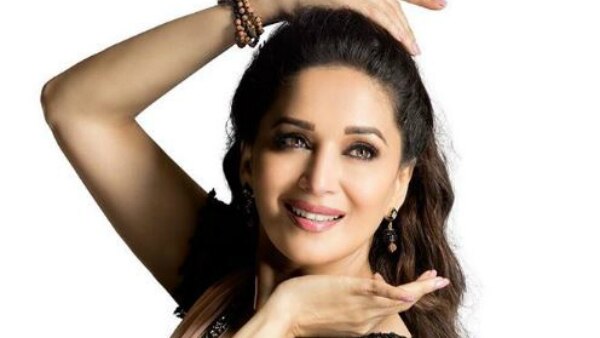 Madhuri Dixit's latest post will make you miss 'Devdas'! (PIC inside) Madhuri Dixit's latest post will make you miss 'Devdas'! (PIC inside)