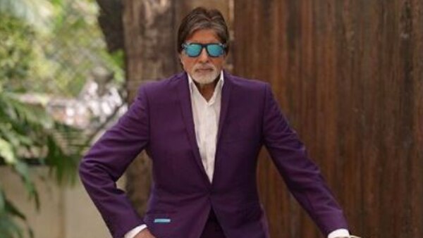 Amitabh Bachchan shoots for 'Jhund' in Nagpur Amitabh Bachchan shoots for 'Jhund' in Nagpur