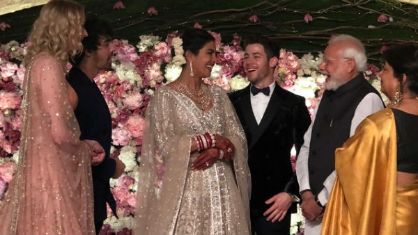 PICS & VIDEOS: PM Narendra Modi at Priyanka-Nick Wedding Reception in New Delhi PICS & VIDEOS: PM Narendra Modi at Priyanka-Nick Wedding Reception in New Delhi