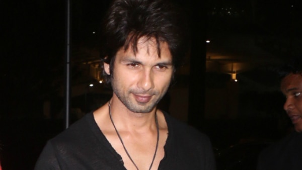 Is Shahid Kapoor suffering from stomach cancer? Actor & family REACTS! Is Shahid Kapoor suffering from stomach cancer? Actor & family REACTS!