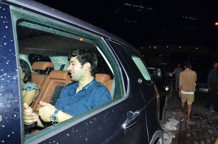 What surprised us was the girl who accompanied him to the event. When Karan entered his car to leave the venue, she too enters it after him 