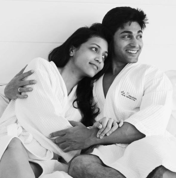 Here's a pic in which Ruslaan & Nirali are getting cosy in their bedroom.(Photo: Instagram)