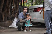 SEE PICS: Sunny Leone's daughter Nisha Kaur Weber looks ADORABLE as she gets clicked with her DAD Daniel Weber!