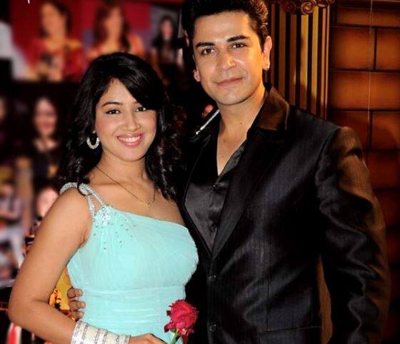 While his wife Akangsha was a part of shows like Solhah Singarr (Sahara One) and Palampur Express (Sony TV).