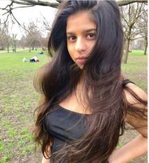 CHECK OUT: Shah Rukh Khan's daughter Suhana's NEW PIC proves that she is a perfect combination of glamour & simplicity!