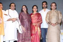 PREGNANT Esha Deol flaunts her growing BABY BUMP at mother Hema Malini's album launch event!