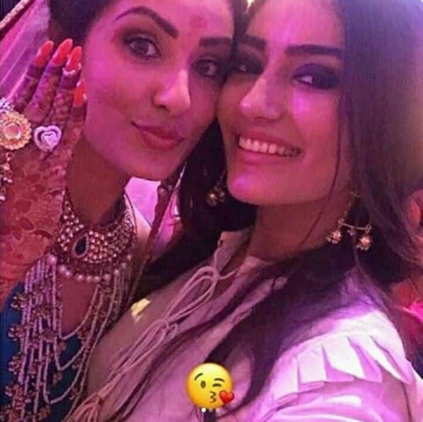 'Qubool Hai' actress Surbhi Jyoti with Puja. (Photo: Instagram)