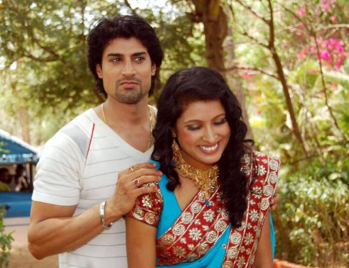 Sources close to the actors informed TOI that both the young actors were traveling back Umbergaon from the shooting of their TV show Mahakali. They left at 8.30 pm from Umbergaon and while traveling back to Mumbai a trolley hit their car and both the actors with Arjit's boy died in the accident.(Pic: Gagan Kang at his film event sometime back)