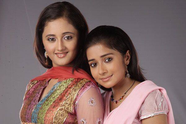 Tina with co-star Rashmi Desai in 'Uttran'