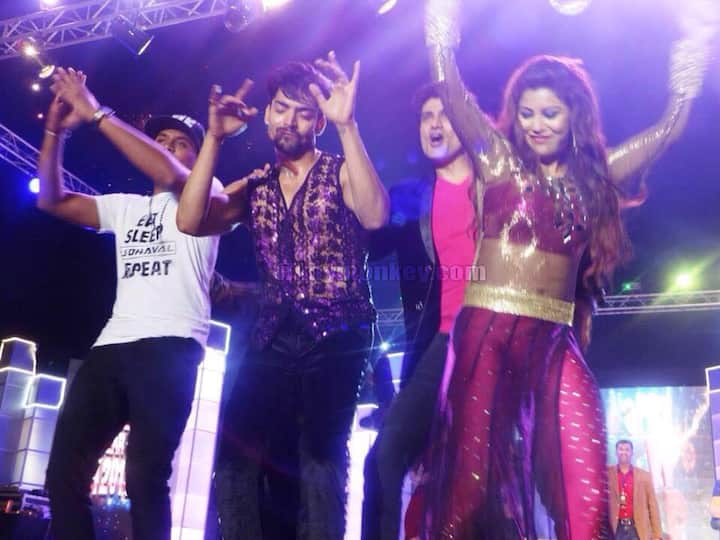 Gagan with friends and couple Gurmeet-Debina during an event!