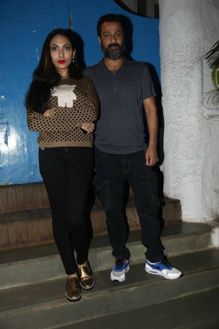 Here's director Abhishek Kapoor and producer Prerna posing for the paparazzi