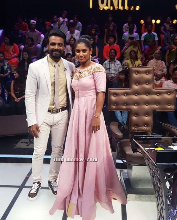 Excite to be on the show, Mithali posted a picture from shoot posing with show's judge Remo D'souza and writes,