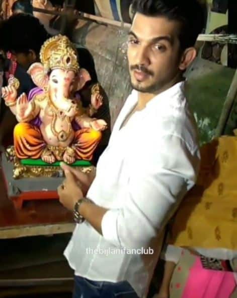 Arjun Bijlani with his Ganesh idol 