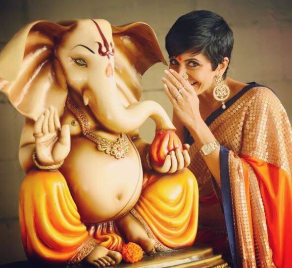 Mandira Bedi posted this pic alongside her Ganpati at home