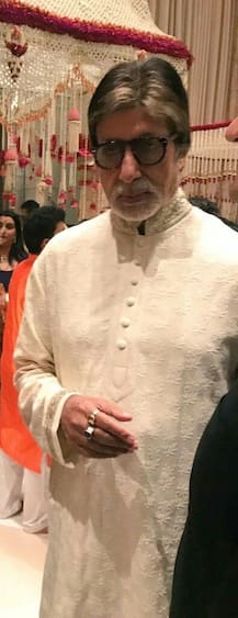 IN PICS: From Salman, Shah Rukh Khan, Aamir to Aishwarya, Deepika, Priyanka Bollywood STARS at Ambani's Ganesh Chaturthi Bash!