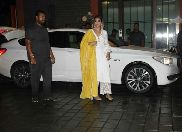 Actress Sonakshi Sinha, who shares a close bond with Salman and Arpita both, and like every year, she made sure that she is there too.