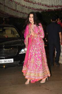 Sara Ali Khan looks GORGEOUS in ethnic at Mukesh Ambani's Ganpati celebrations!