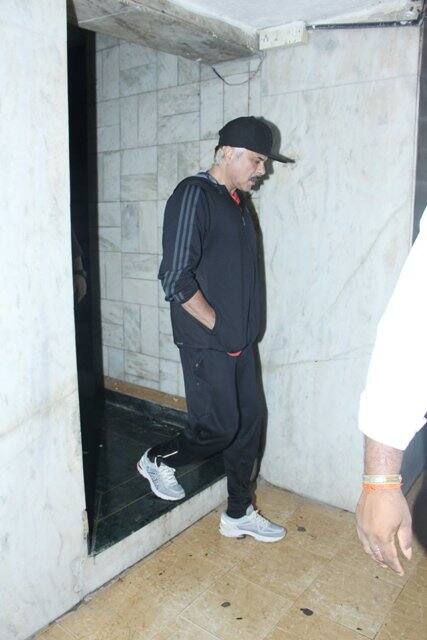 He was carefully hiding his new hairdo by wearing a cap. (Photo: Manav Manglani)