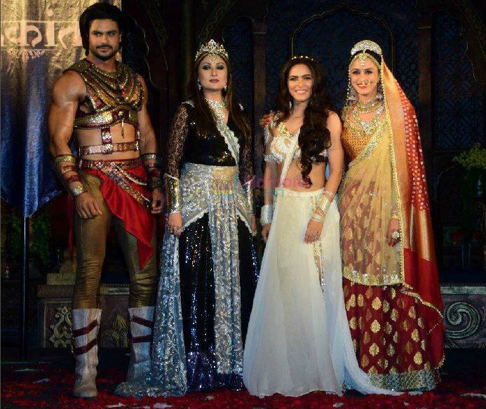 Whereas, Urvashi recently made her TV comeback after a long time with Ekta Kapoor's 'Chandrakanta' in which she is playing the role of Queen Iravati. (Photo: Instagram)