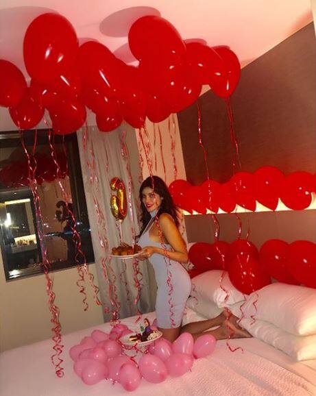 Here are some more birthday pics of Gizele Thakral. (Photo: Instagram)
