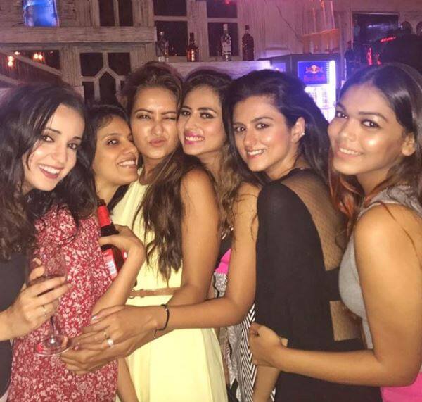 Sargun's birthday bash was a grand affair with various popular TV celebs making their presence felt. Here are some pictures from the birthday celebrations...(Photo: Instagram)